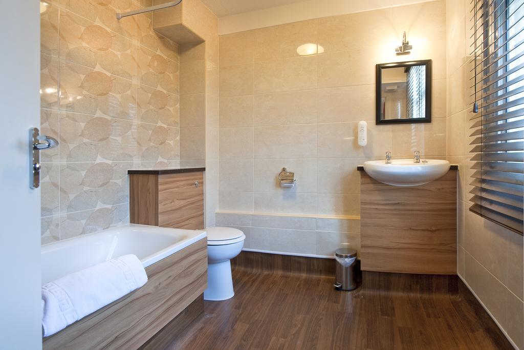 The Shrewsbury Hotel Wetherspoon Номер фото