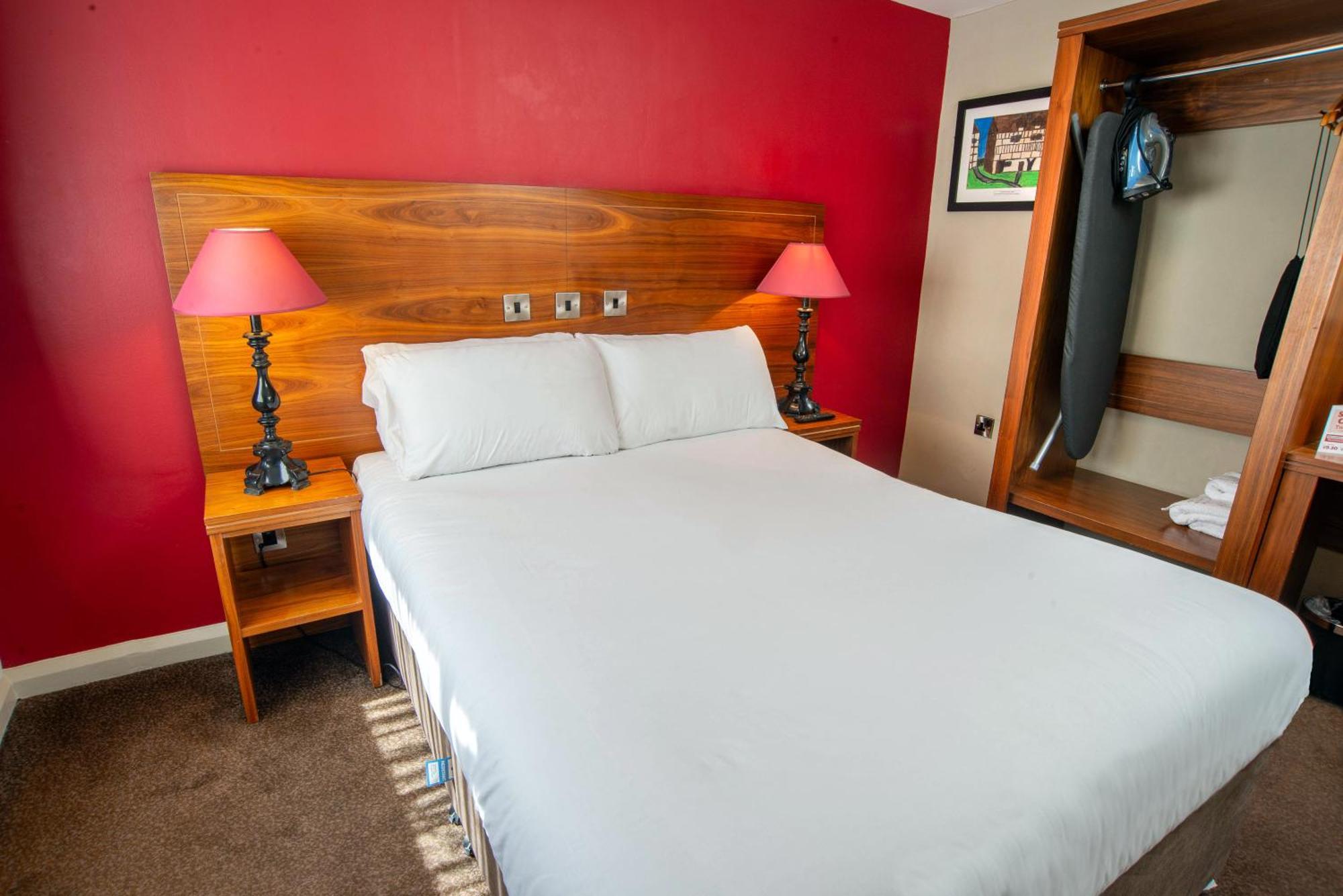 The Shrewsbury Hotel Wetherspoon Екстер'єр фото