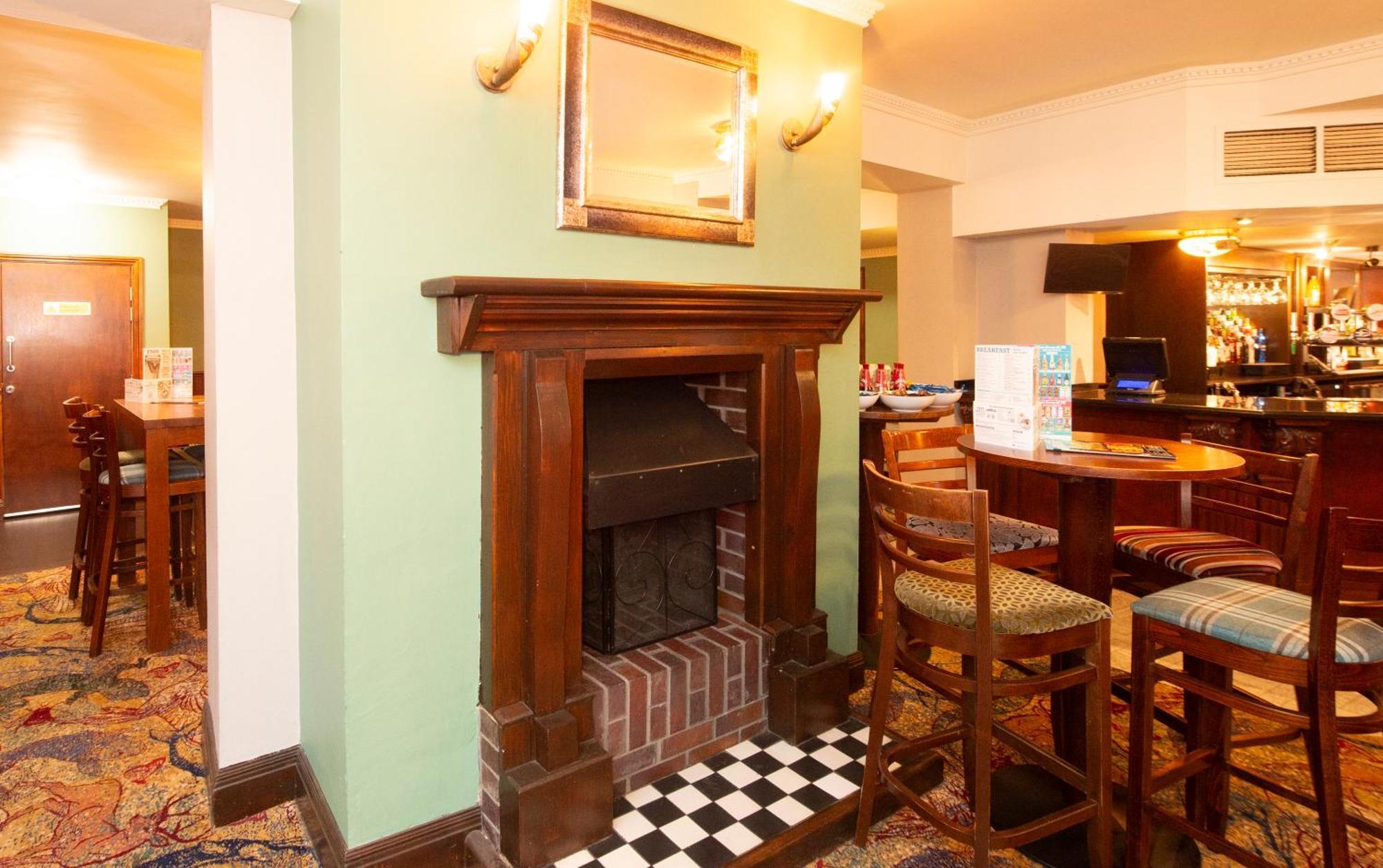 The Shrewsbury Hotel Wetherspoon Екстер'єр фото