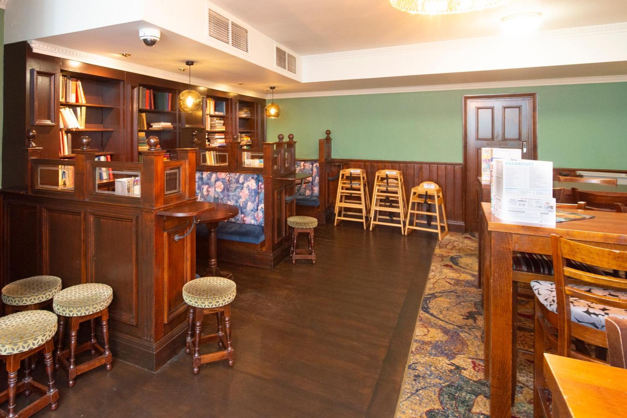 The Shrewsbury Hotel Wetherspoon Екстер'єр фото