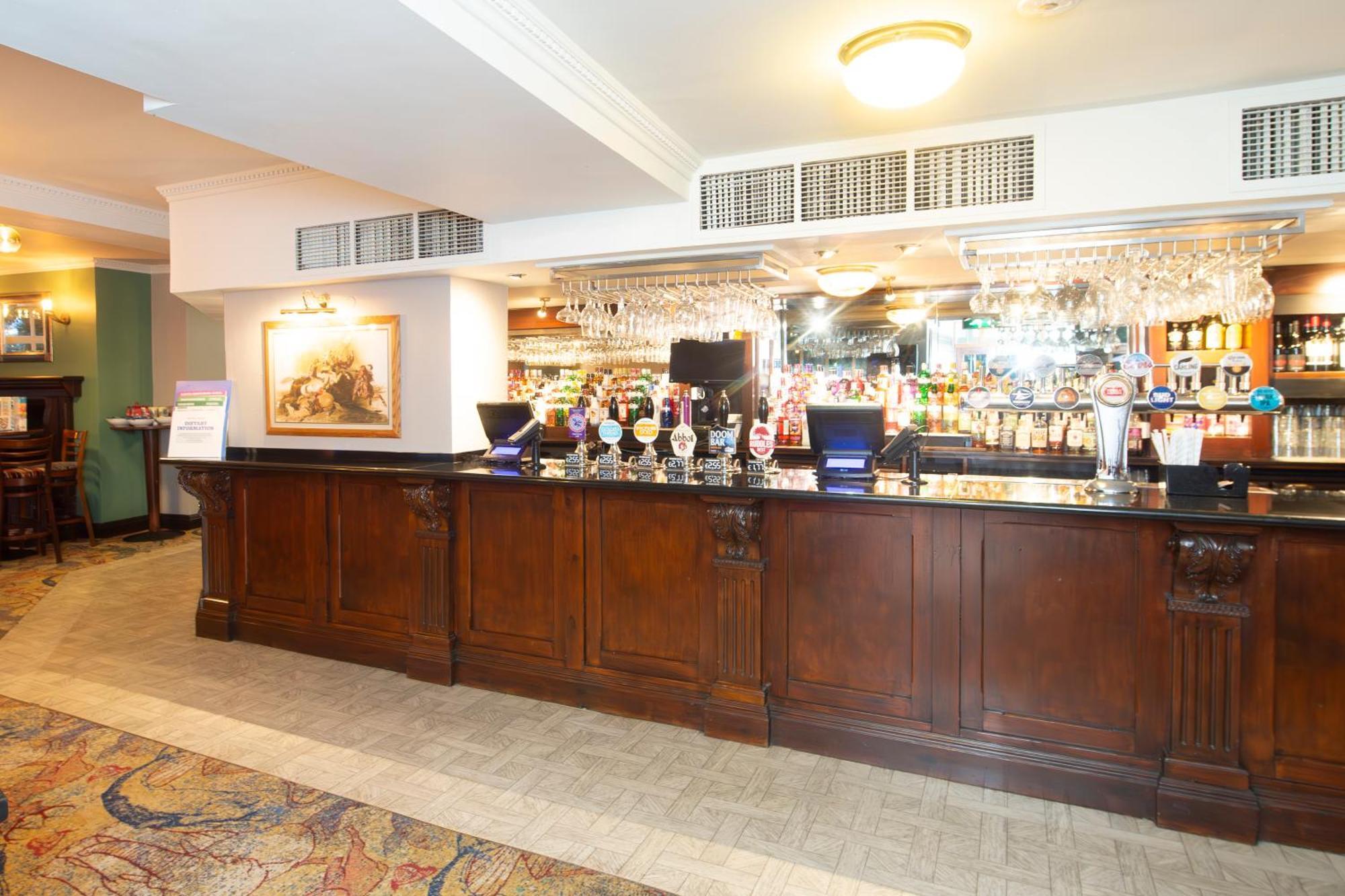 The Shrewsbury Hotel Wetherspoon Екстер'єр фото